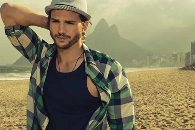 The `Sizzle` ~ He's Really, Really H.O.T! Page 8