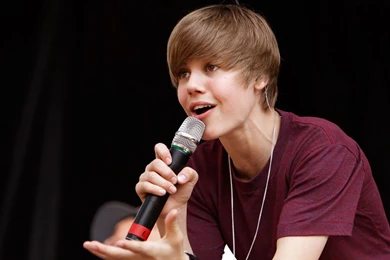 Justin Bieber HD Wallpapers, Justin Bieber Backgrounds