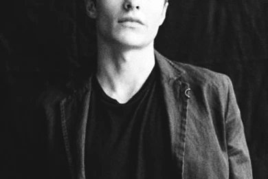 James Franco And Dave Franco Young Wallpaper.