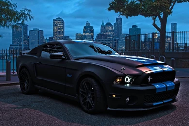 Ford Mustang Shelby Cobra GT500 Super Snake At Night In The City ...