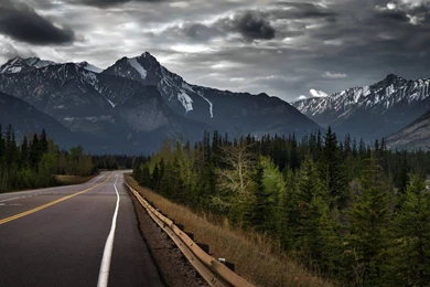 Download Road Trip On A Stormy Day, Canada HD Wallpapers For 1366 X ...