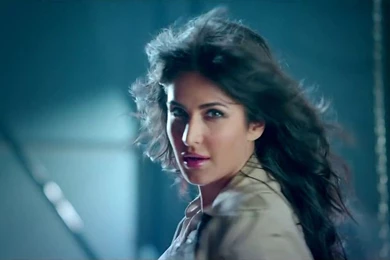 Katrina Kaif In Kamli Song Images Apnatimepass.com
