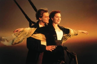 Titanic Movie Jack And Rose On Boat Wallpaper.