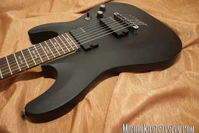 MichałKaszczyszyn.com » Schecter Demon 7 Review