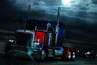 OPTIMUS PRIME TRUCK TRANSFORMERS WALLPAPER (