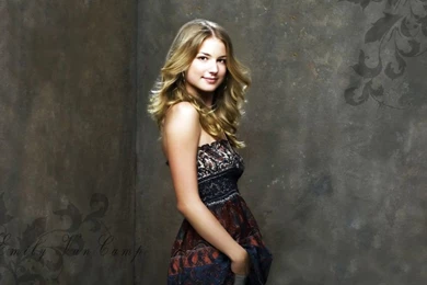 Emily VanCamp Wallpapers Free Download HD Wallpaper Backgrounds ...