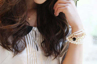 Nozomi Sasaki Mobile Wallpapers