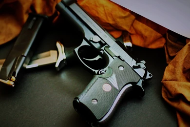 Beretta M9 Pistol Widescreen HD Wallpapers