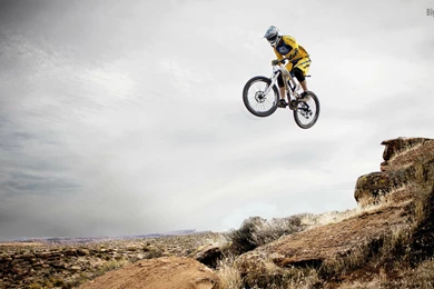 Mountain Biking Bikers HD Wallpapers