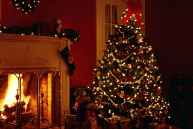Wallpaper: Holiday, Garlands, Christmas Tree, Fireplace, Toys ...