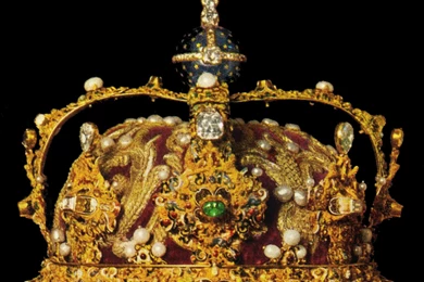 Download Royal Queen Crown Wallpapers Phone