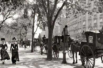 WANDERING IN OLD TIME STREETS WALLPAPER (