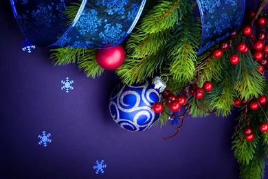 8 Christmas Balls And Trees HD Nice Wallpapers 1145 :: Christmas ...