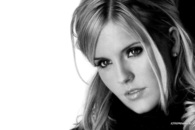 Maggie Grace 1280x800 High Resolution Wallpapers