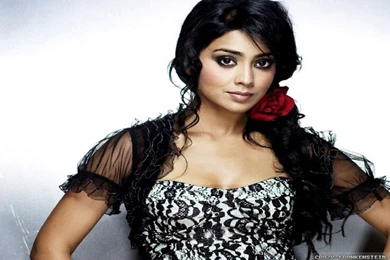 Shriya Saran Wallpapers Female Celebrity Crazy Frankenstein