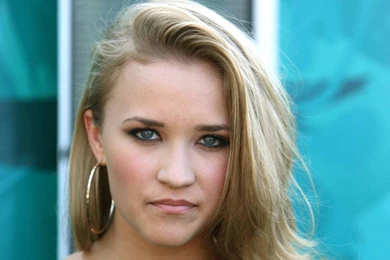 Emily Osment 2020 Wallpapers