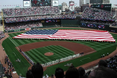 File:Target Field 04.12.2010 038.jpg Wikimedia Commons