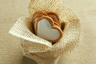 10+ HD Heart & Love Wallpapers • Elsoar