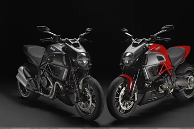 Running Ducati Diavel 2012 Front Pose Wallpapers