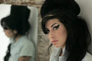 Magazine Highlight: Amy Winehouse Wallpapers