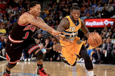 Nate Robinson Converts Long Heave To Beat Shot Clock
